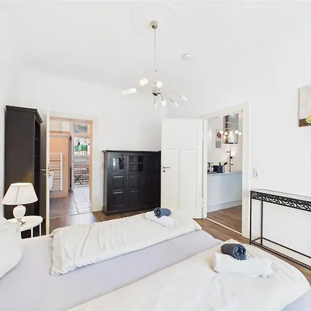 Zentrales Im Westend I Küche I Balkon I Für Bis Zu 4 Personen Wiesbaden