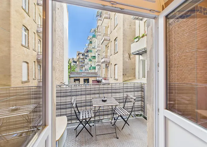 Apartament Zentrales Im Westend I Kueche I Balkon I Fuer Bis Zu 4 Personen Wiesbaden